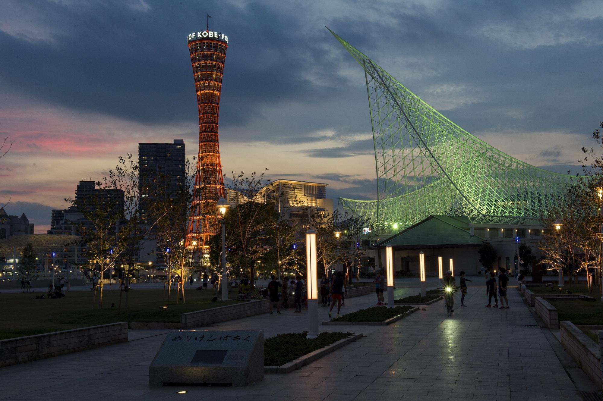 Kobe Plaza Hotel West Екстер'єр фото